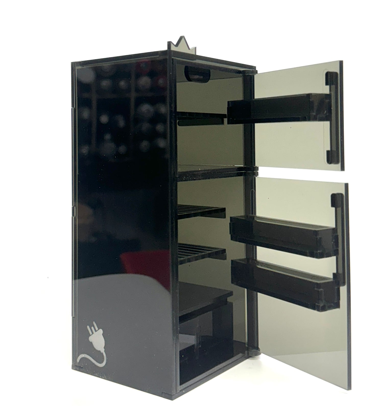 FRIDGE X CANAL PLASTIC CENTER : Gray Smoke Fridge