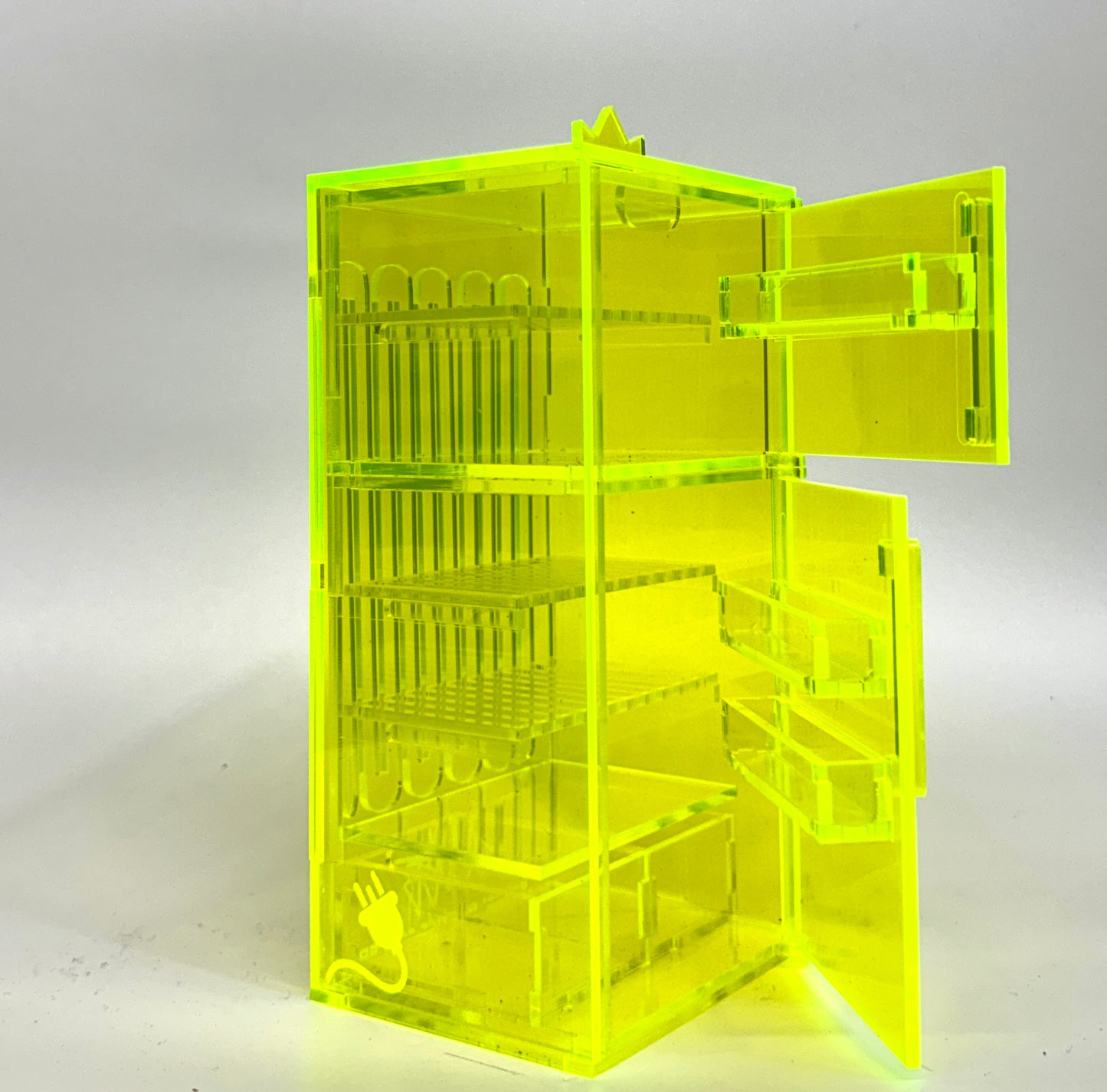 FRIDGE X CANAL PLASTIC CENTER : Fluorescent Green FRIDGE