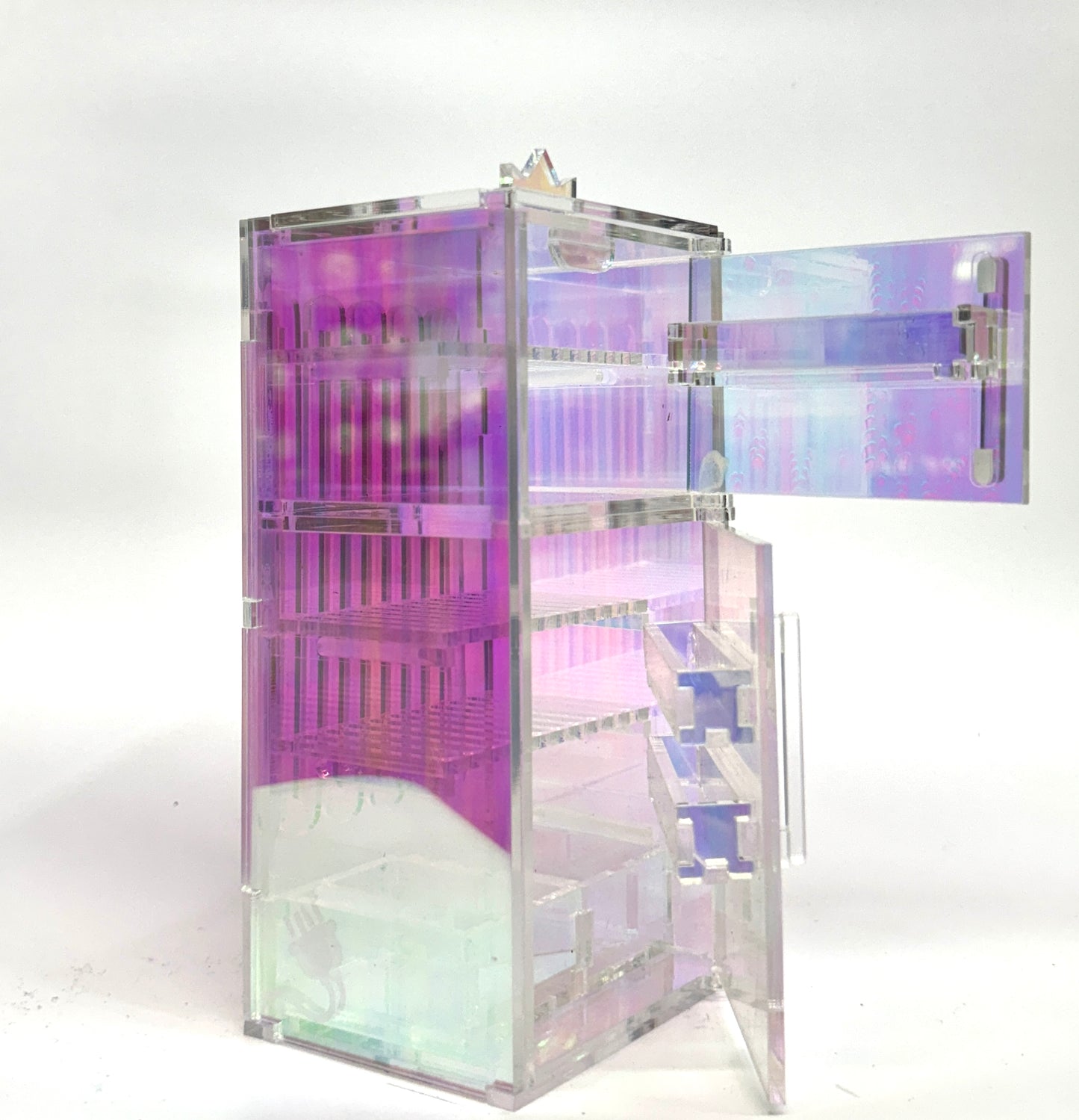 FRIDGE X CANAL PLASTIC CENTER : Radiant Iridescent FRIDGE